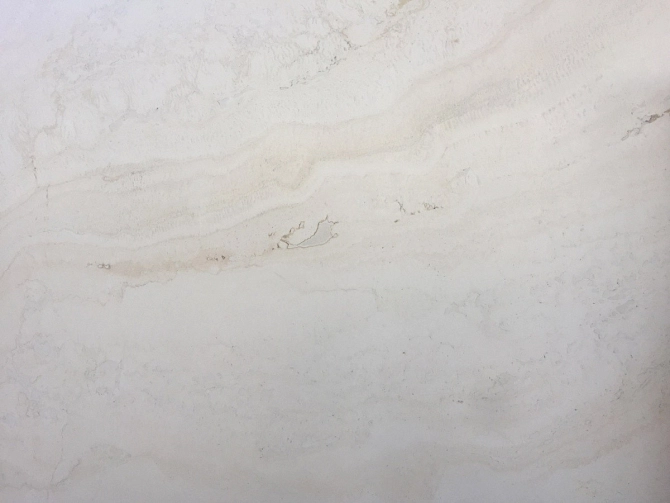 Травертин Bianco polished (Бьянко полированный)